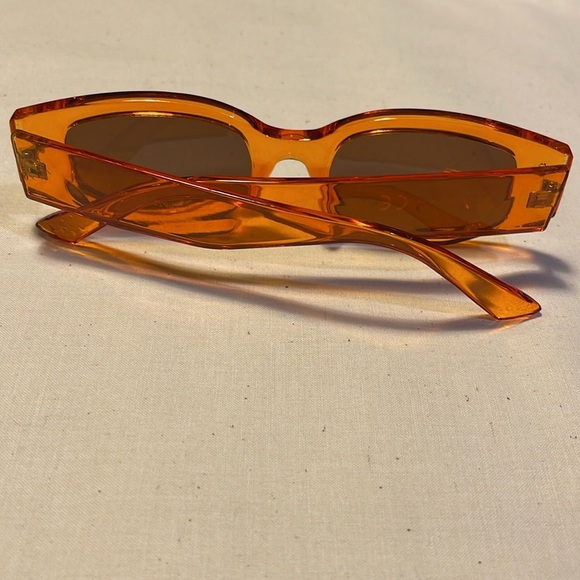 Sunglasses - Picture 2 of 4